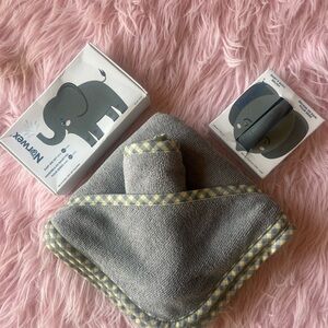 Kids Gray Elephant Hooded Towel